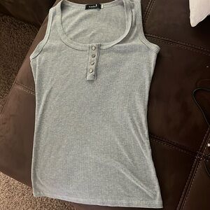 Kissfix size medium tank top